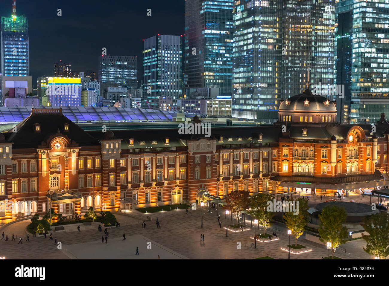 La stazione di Tokyo edificio a Twilight time. Foto Stock