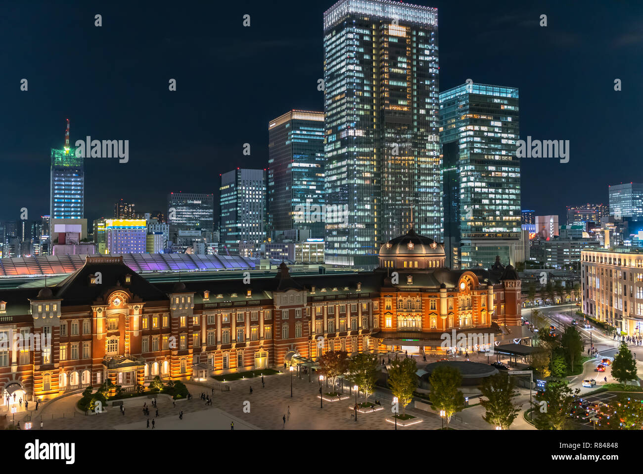 La stazione di Tokyo edificio a Twilight time. Foto Stock