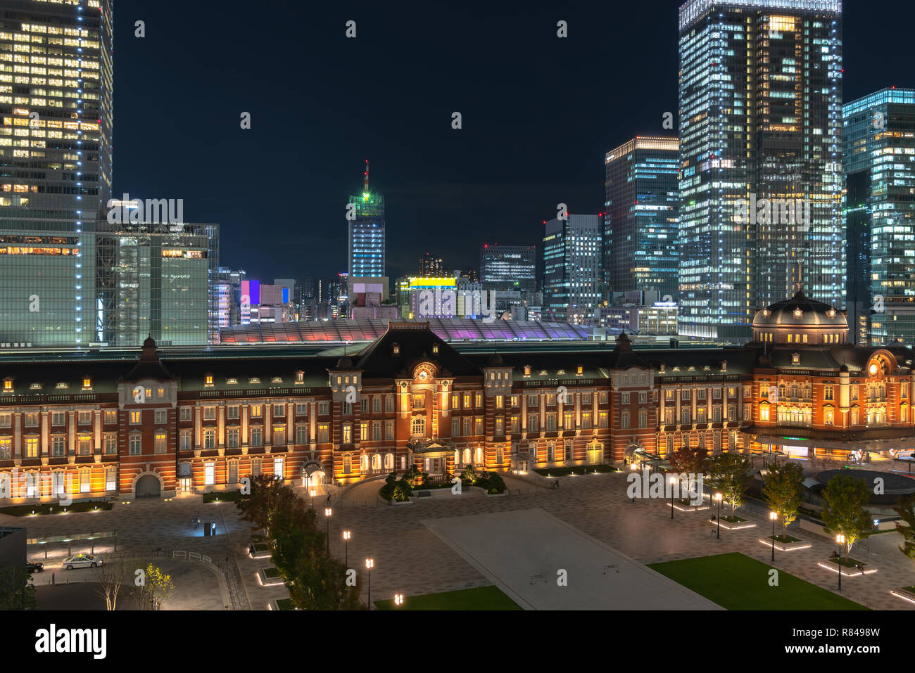 La stazione di Tokyo edificio a Twilight time. Foto Stock