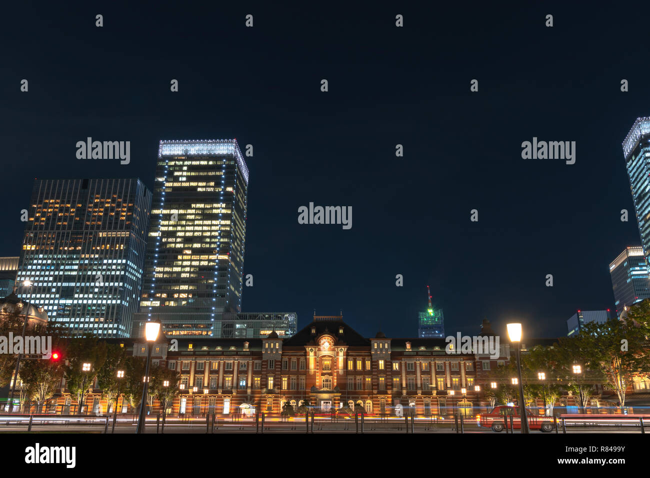 La stazione di Tokyo edificio a Twilight time. Foto Stock