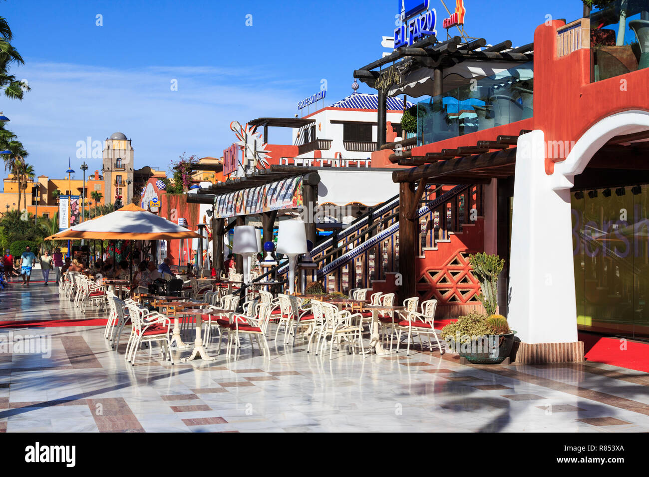 Playa de las Americas, Tenerife, Isole canarie, un isola spagnola, Spagna,al largo della costa del nord Africa occidentale. Foto Stock