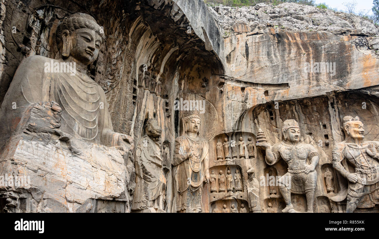 Le Grotte di Longmen patrimonio area di conservazione del buddismo sculture, Luoyang, Henan, Cina Foto Stock
