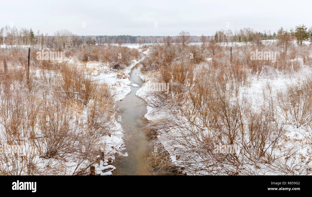 Nizhny Novgorod Regione. Fiume Smorodinka si svuota nel Vetluga, Russia Foto Stock