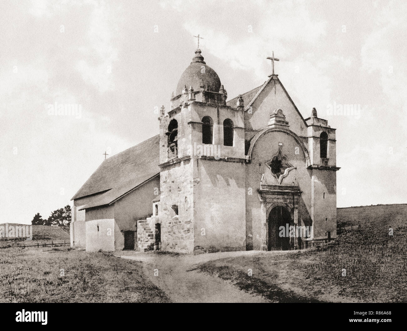 La missione di San Carlo Borromeo del río Carmelo o Misión de San Carlos Borromeo de Carmelo Carmelo-per-il-Mare, California, Stati Uniti d'America, c. 1915. Dalla splendida California, pubblicato 1915. Foto Stock