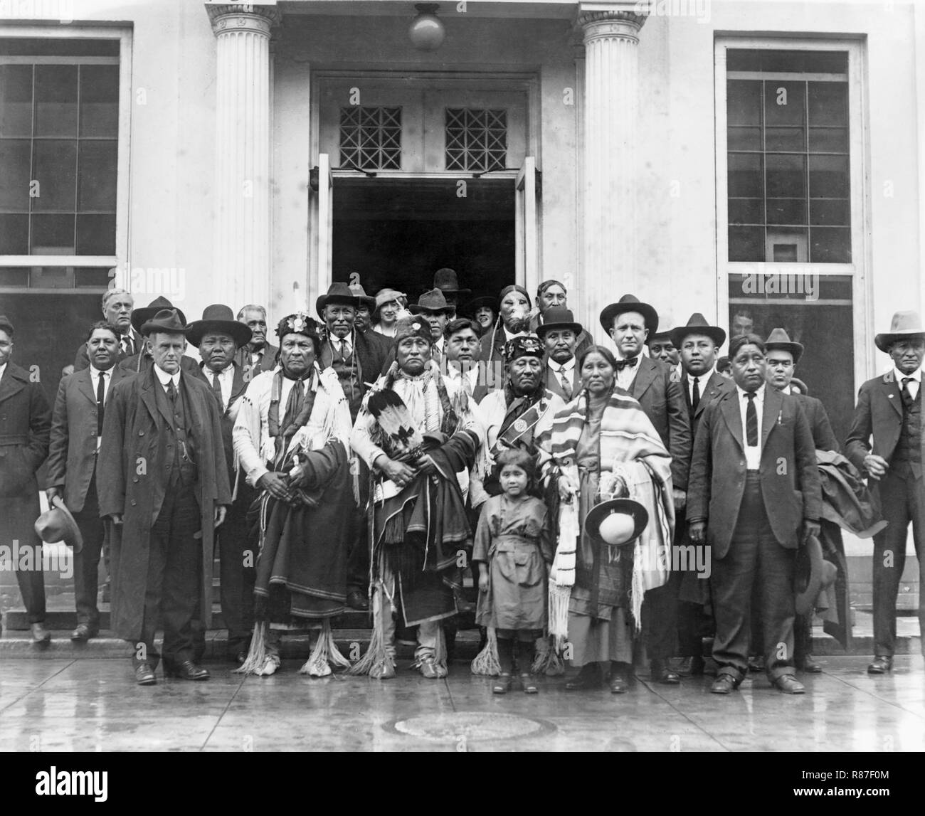 Gruppo indiano alla Casa Bianca a Washington DC, USA, Nazionale Società foto, 1910's Foto Stock