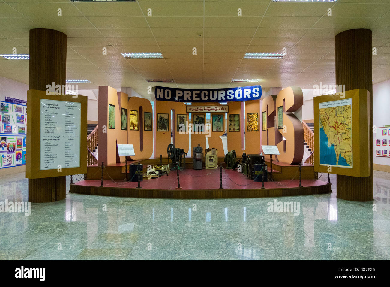 Esporre alla eliminazione del farmaco Museum di Yangon, Myanmar. Foto Stock