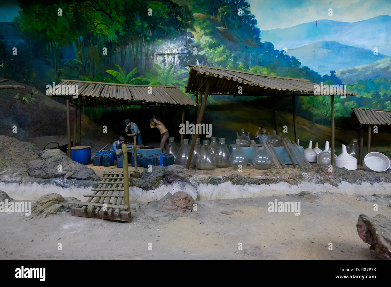 Laboratorio di droghe presentano alla eliminazione del farmaco Museum di Yangon, Myanmar. Foto Stock