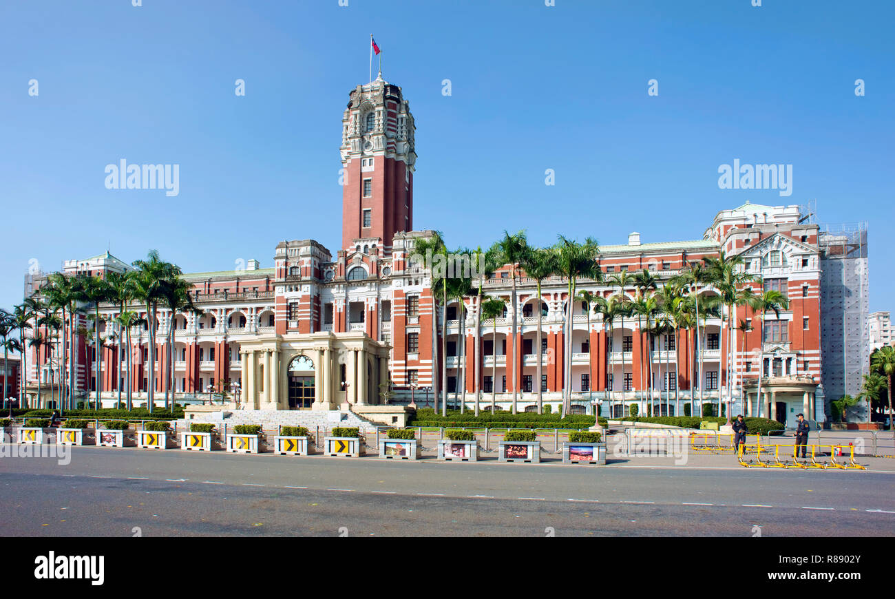 Taipei ,Taiwan- Sett.30,2018 presidenziali ufficio Costruzione di Taiwan si trova nel centro cittadino di Taipei. Foto Stock