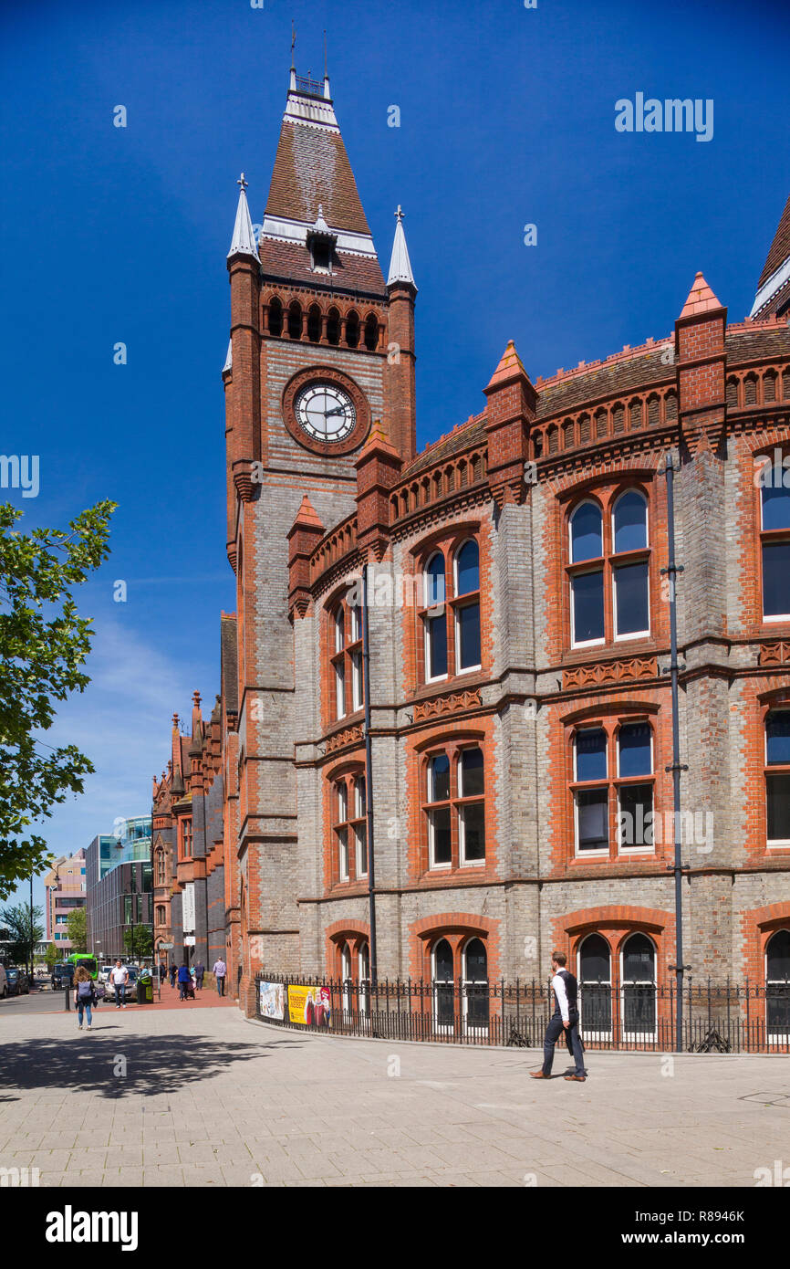 Il Victorian Municipio di Reading, Berkshire, progettato dall'architetto Alfred Waterhouse Foto Stock