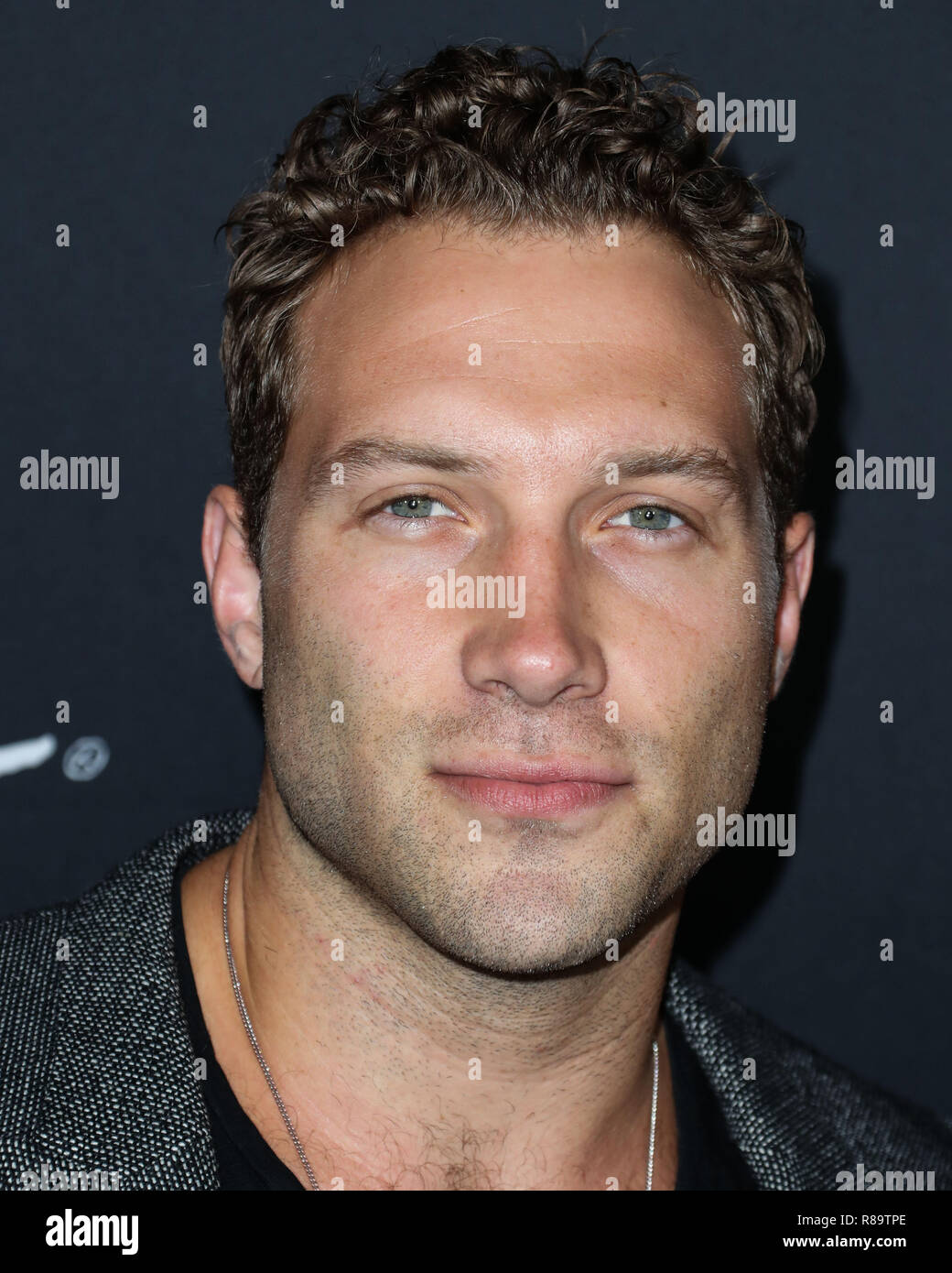 HOLLYWOOD, Los Angeles, CA, Stati Uniti d'America - 25 settembre: Jai Courtney al 2018 la Film Festival - Screening di Gala Premiere mondiale di "il giuramento" tenutasi presso ArcLight Hollywood di Settembre 25, 2018 a Hollywood e Los Angeles, California, Stati Uniti. (Foto di Xavier COLLIN/Image Press Agency) Foto Stock