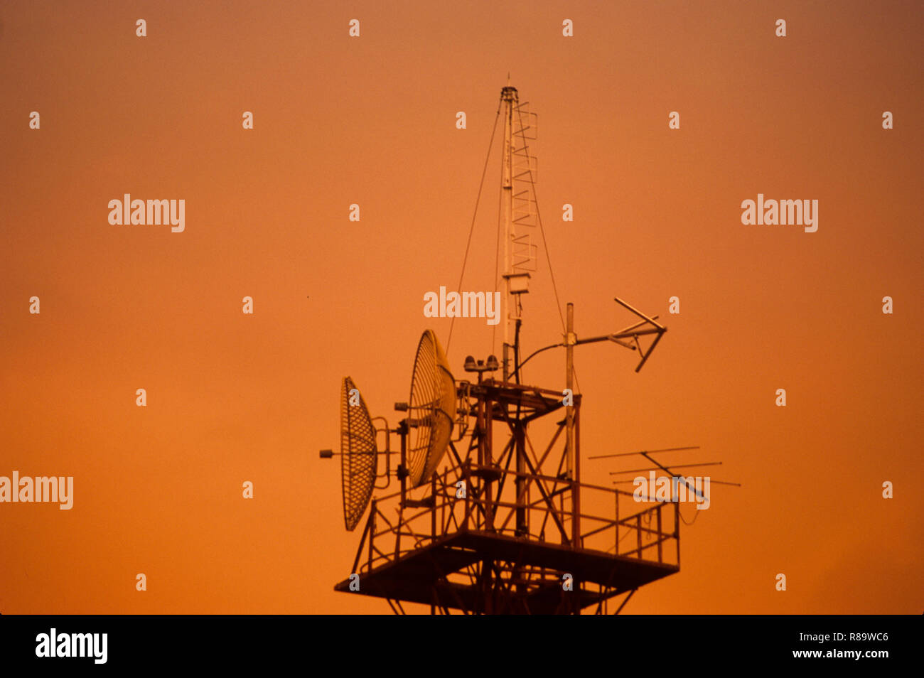 Torre di telecomunicazione, Hyderabad, Andhra Pradesh, India Foto Stock