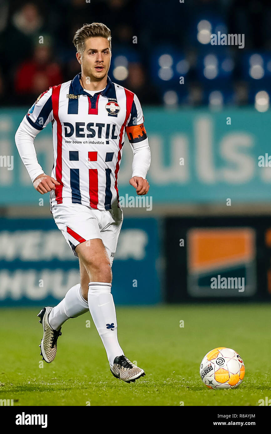 TILBURG - 14-12-2018, Koning Willem II stadion olandese Eredivisie calcio stagione 2018 / 2019. Willem II giocatore Jordens Peters durante il match Willem II - ADO. Punteggio finale 0-3. Foto Stock