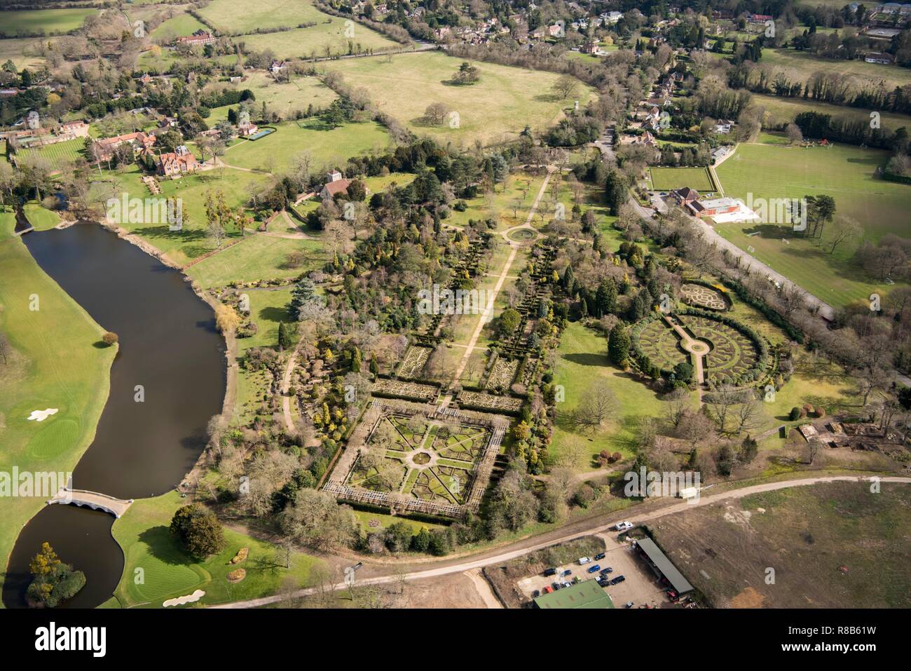 Stoke Poges giardini del ricordo, Buckinghamshire, 2018. Creatore: Storico Inghilterra fotografo personale. Foto Stock