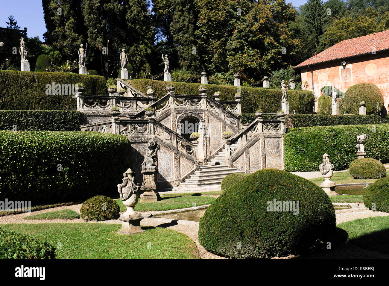 L'Italia, Lombardia, Lecco, Olgiate Molgora, Somma Picenardi villa nel XVII secolo barocchetto lombardo stile con giardino Inglese e stile italiano Foto Stock
