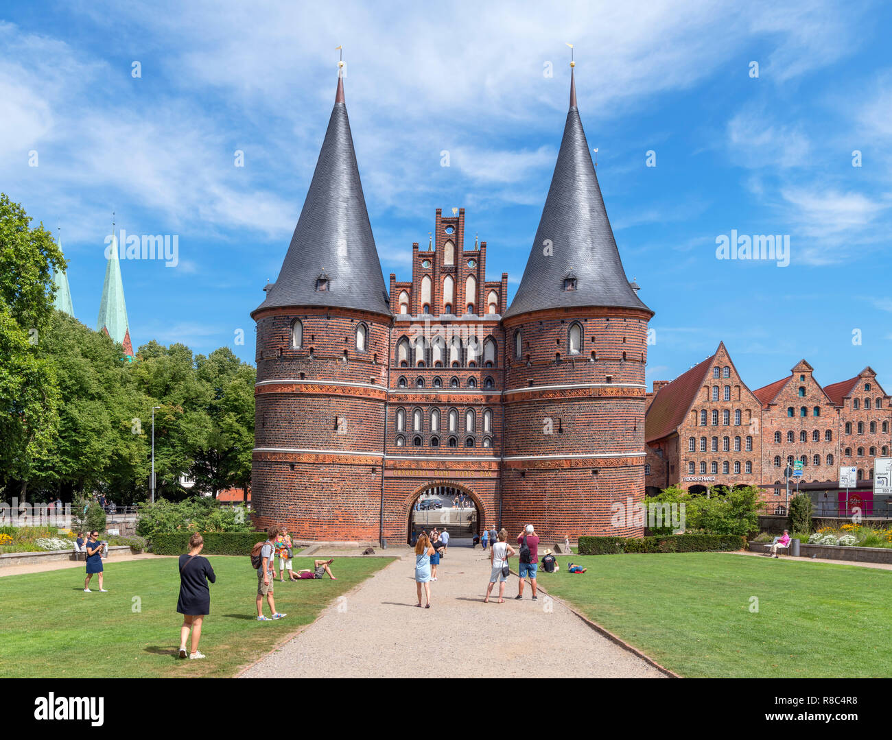Holstentor, lo storico del XV secolo city gate, Lubecca, Schleswig-Holstein, Germania Foto Stock