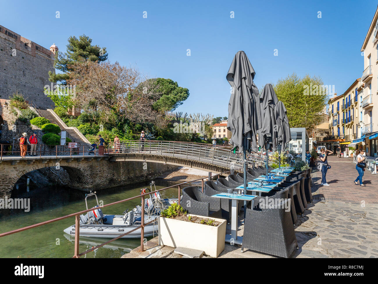Francia, Pirenei orientali, Cote Vermeille, Collioure, Boulevard du Boramar // Francia, Pyrénées-Orientales (66), Côte Vermeille, Collioure, boulevard Foto Stock