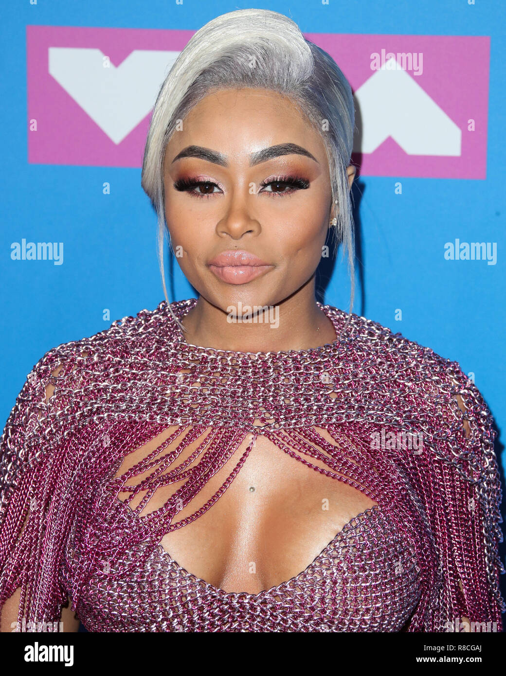 MANHATTAN, NEW YORK CITY, NY, Stati Uniti d'America - 20 agosto: Blac Chyna indossando un alloro DeWitt vedere-attraverso la catena di rosa vestito arriva a 2018 MTV Video Music Awards tenutosi al Radio City Music Hall il 20 agosto 2018 a Manhattan, New York New York, Stati Uniti. (Foto di Xavier COLLIN/Image Press Agency) Foto Stock