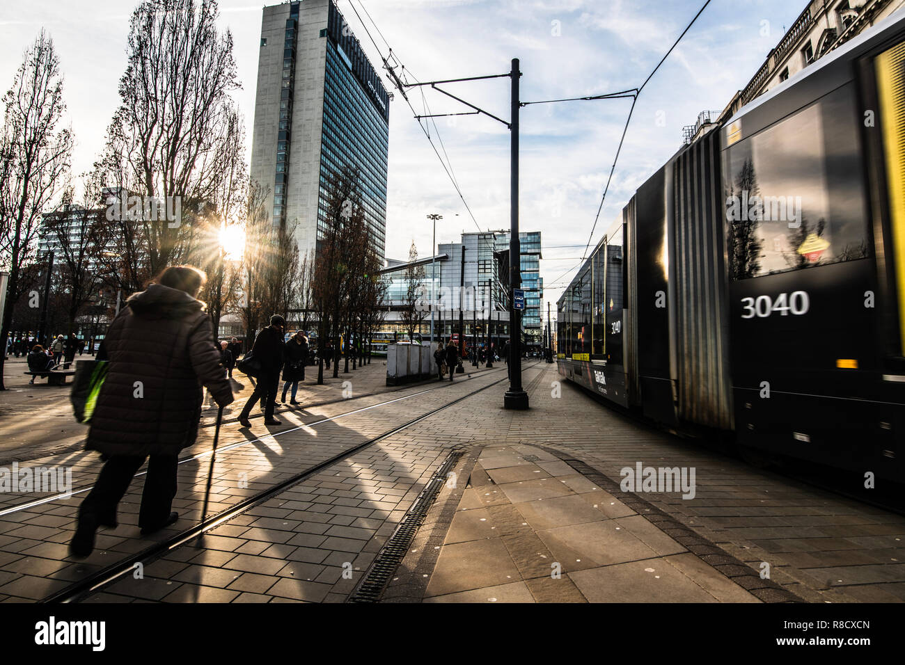 Piccadilly Gardens hub di trasporto nella zona centrale di Manchester REGNO UNITO Foto Stock