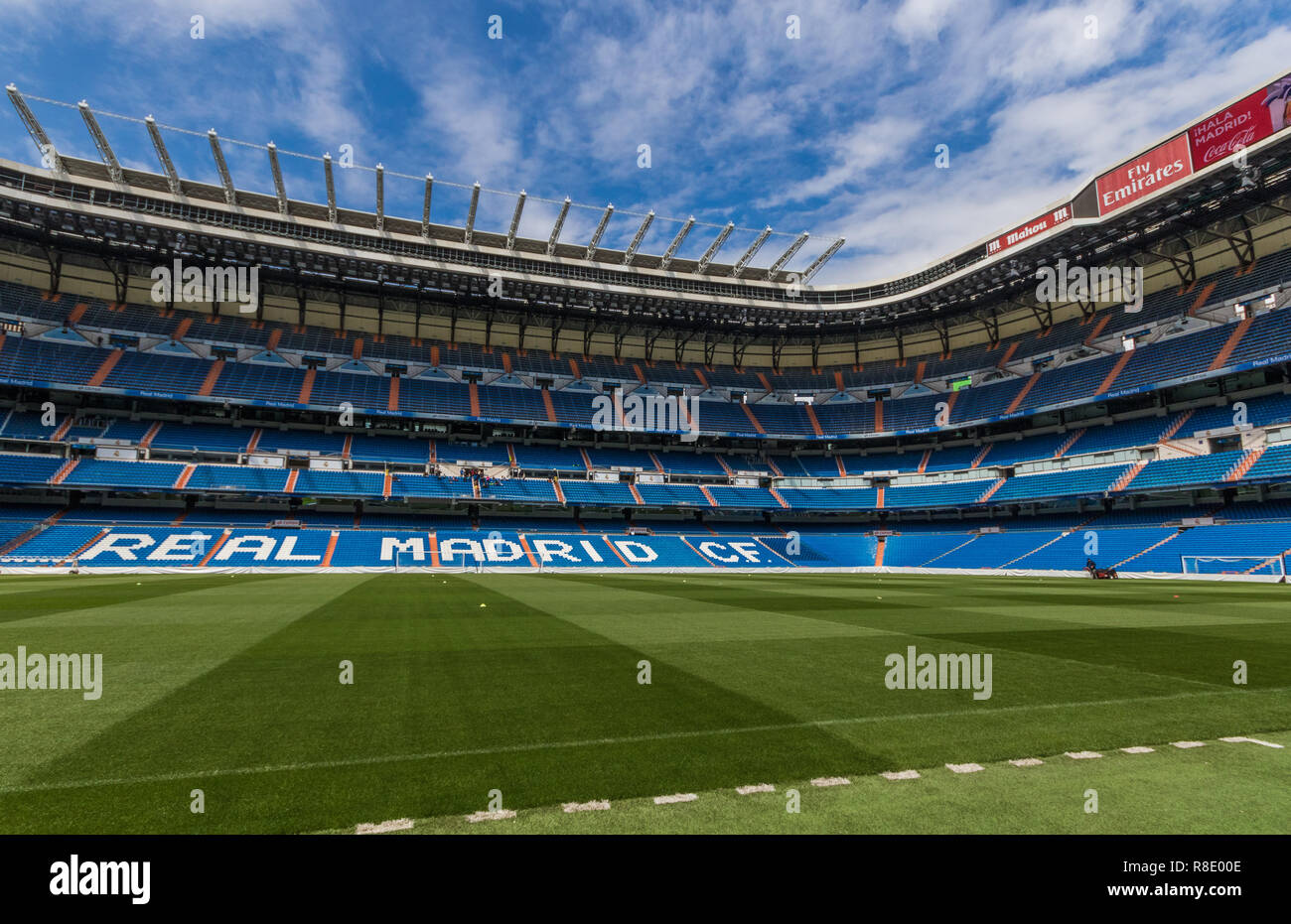 Madrid, Spagna - Real Madrid è una delle squadre di calcio più famose del mondo. Qui in particolare la sua casa, il Santiago Bernabeu Stadium Foto Stock