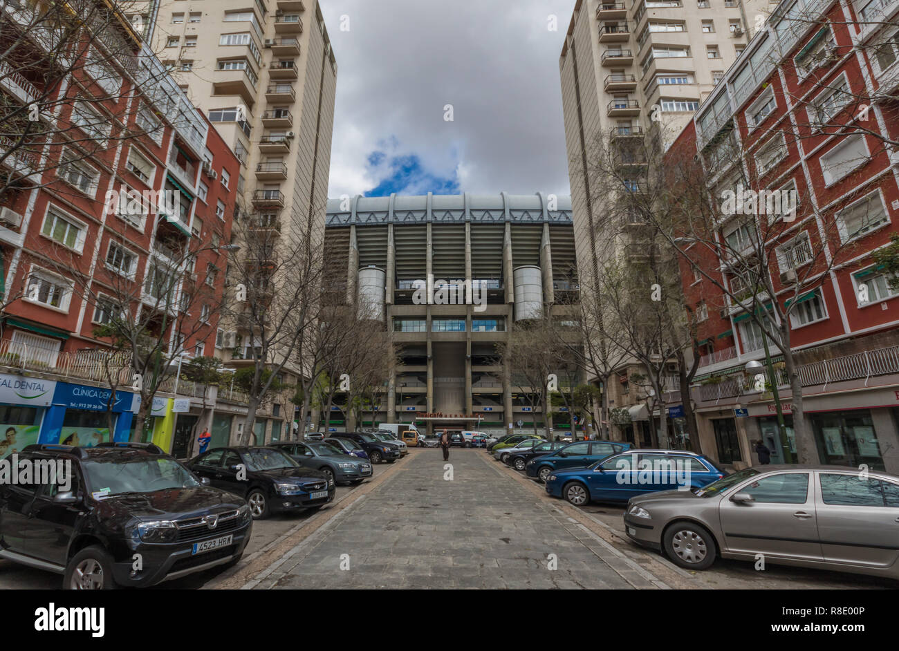 Madrid, Spagna - Real Madrid è una delle squadre di calcio più famose del mondo. Qui in particolare la sua casa, il Santiago Bernabeu Stadium Foto Stock