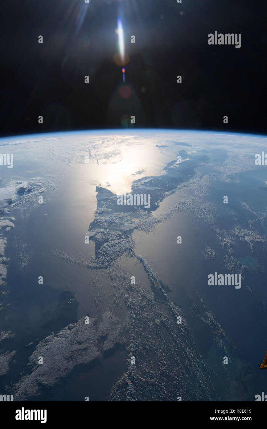 Cuba dallo spazio guardando ad est e ad ovest Foto Stock