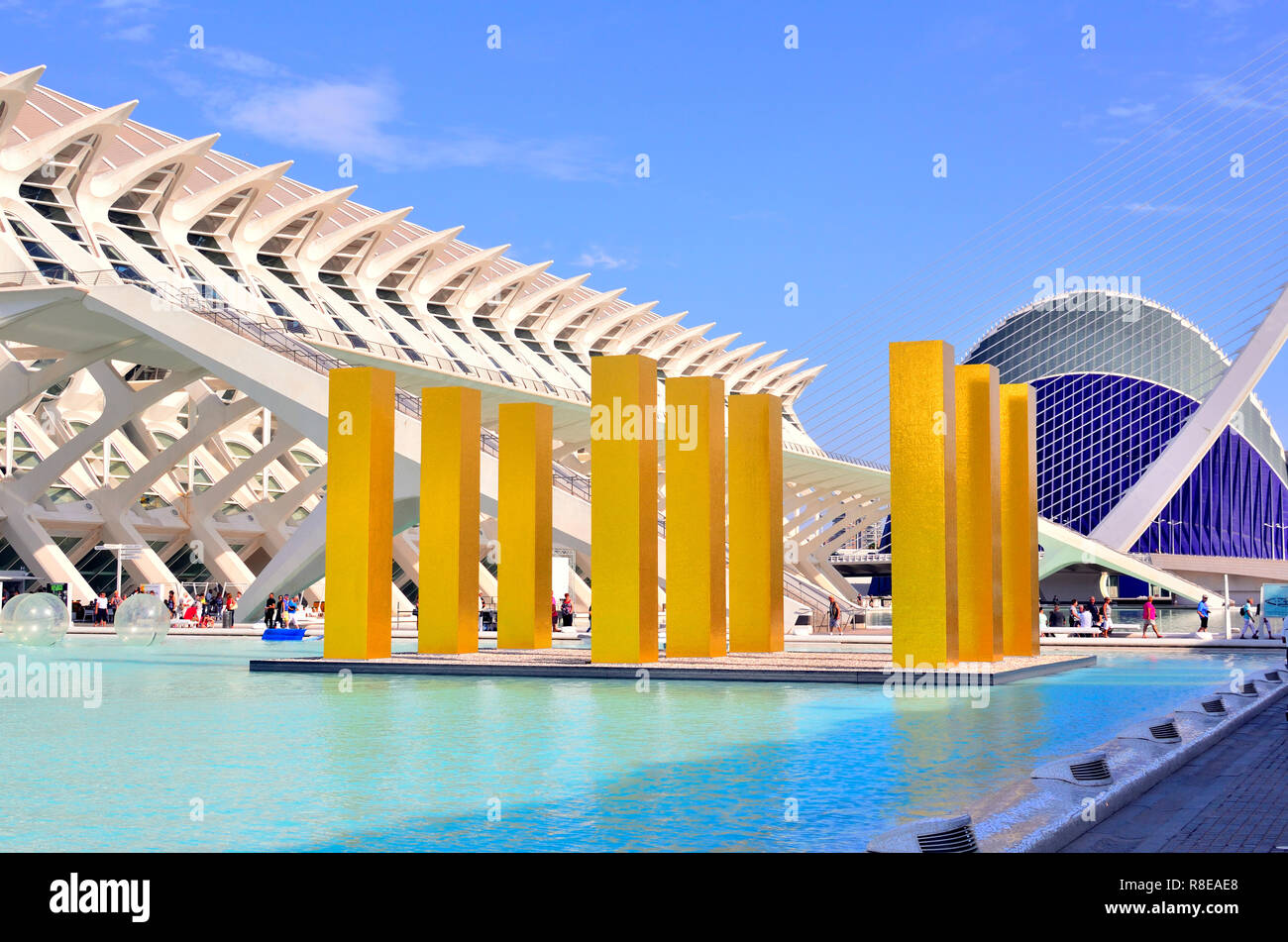 Il cielo di nove colonne nella Città delle Arti e delle Scienze di Valencia Foto Stock