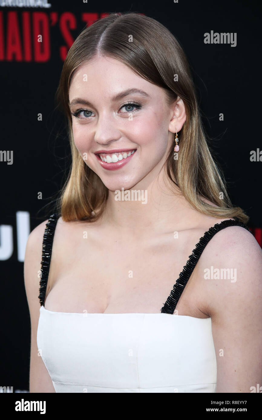 HOLLYWOOD, Los Angeles, CA, Stati Uniti d'America - 19 aprile: Sydney Sweeney presso il Los Angeles Premiere di Hulu "la serva del racconto' Stagione 2 tenuto presso la TCL Chinese Theatre IMAX su Aprile 19, 2018 a Hollywood e Los Angeles, California, Stati Uniti. (Foto di Xavier COLLIN/Image Press Agency) Foto Stock