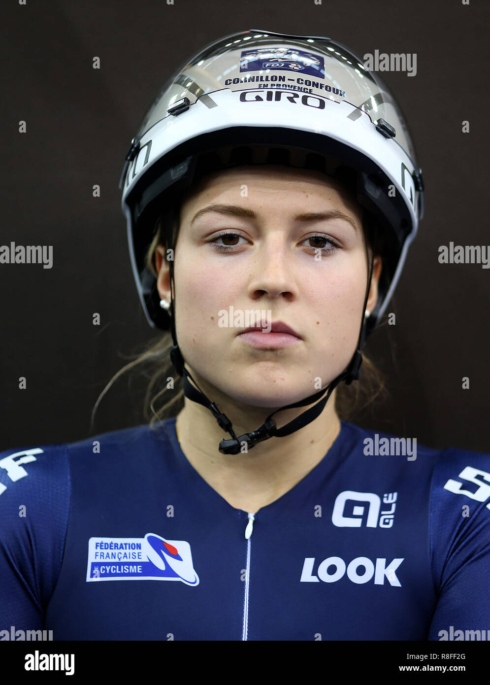 Mathilde Gros di Francia prima della donna 1/8 Sprint finale durante il giorno due di Tissot UCI di ciclismo su pista di Coppa del Mondo a Lee Valley VeloPark, Londra. Foto Stock