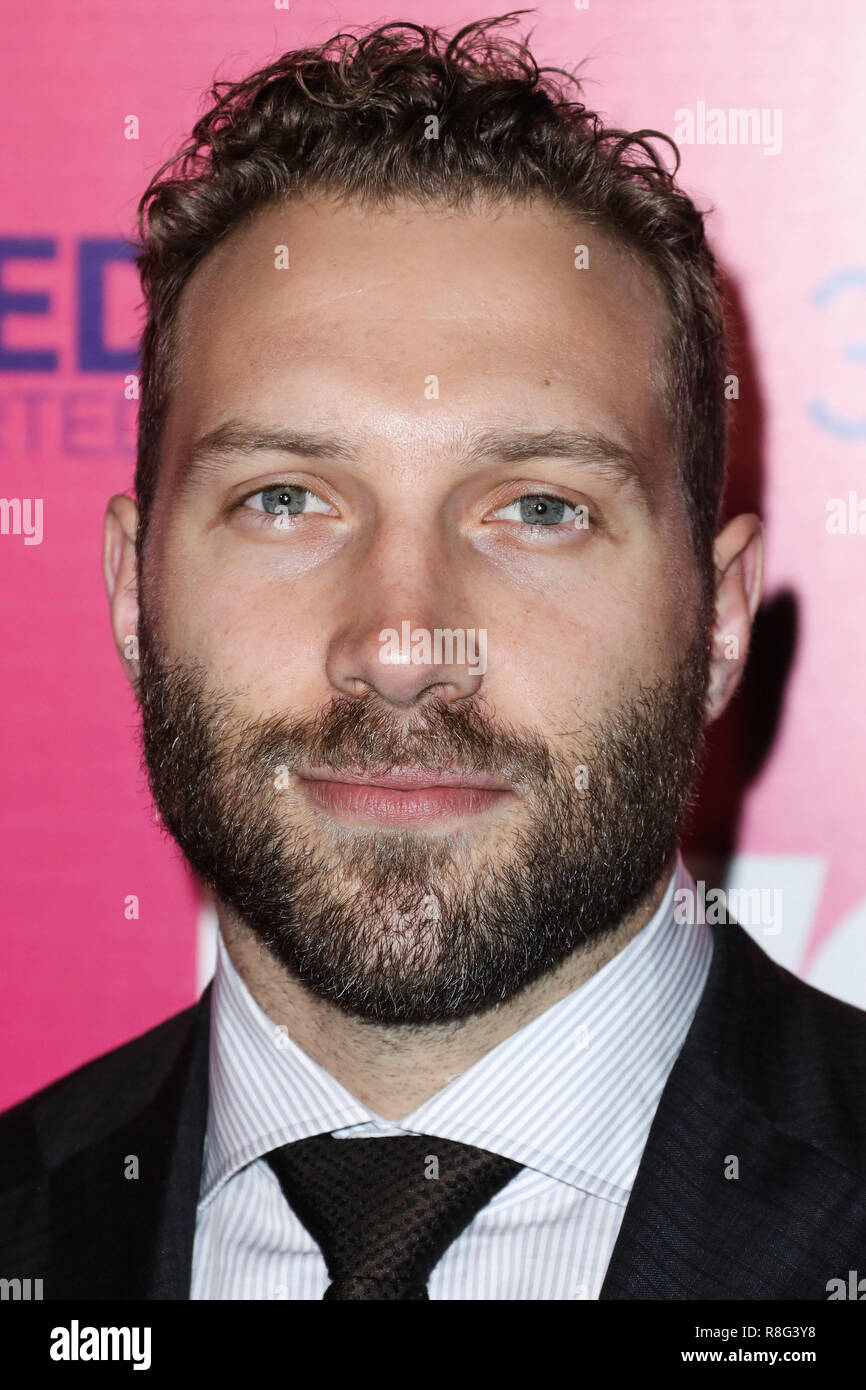 HOLLYWOOD, Los Angeles, CA, Stati Uniti d'America - 05 dicembre: Jai Courtney presso il Los Angeles Premiere di Neon è "Io Tonya" tenutasi presso il teatro egiziano il 5 dicembre 2017 a Hollywood e Los Angeles, California, Stati Uniti. (Foto di Xavier COLLIN/Image Press Agency) Foto Stock