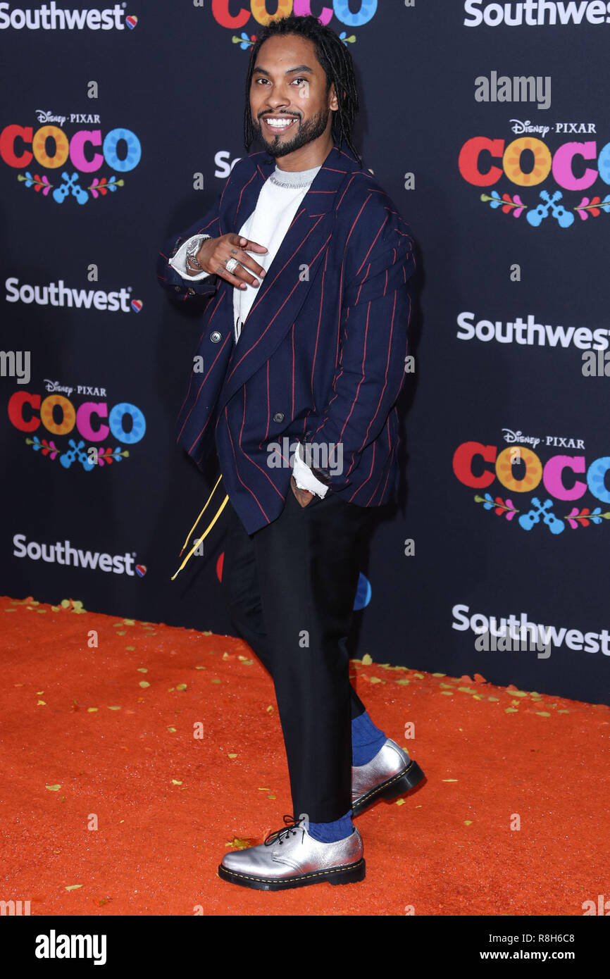 HOLLYWOOD, Los Angeles, CA, Stati Uniti d'America - 08 novembre: Miguel arriva a Los Angeles prima di Disney Pixar "Coco" tenutasi presso l'El Capitan theater il 8 novembre 2017 a Hollywood e Los Angeles, California, Stati Uniti. (Foto di Xavier COLLIN/Image Press Agency) Foto Stock