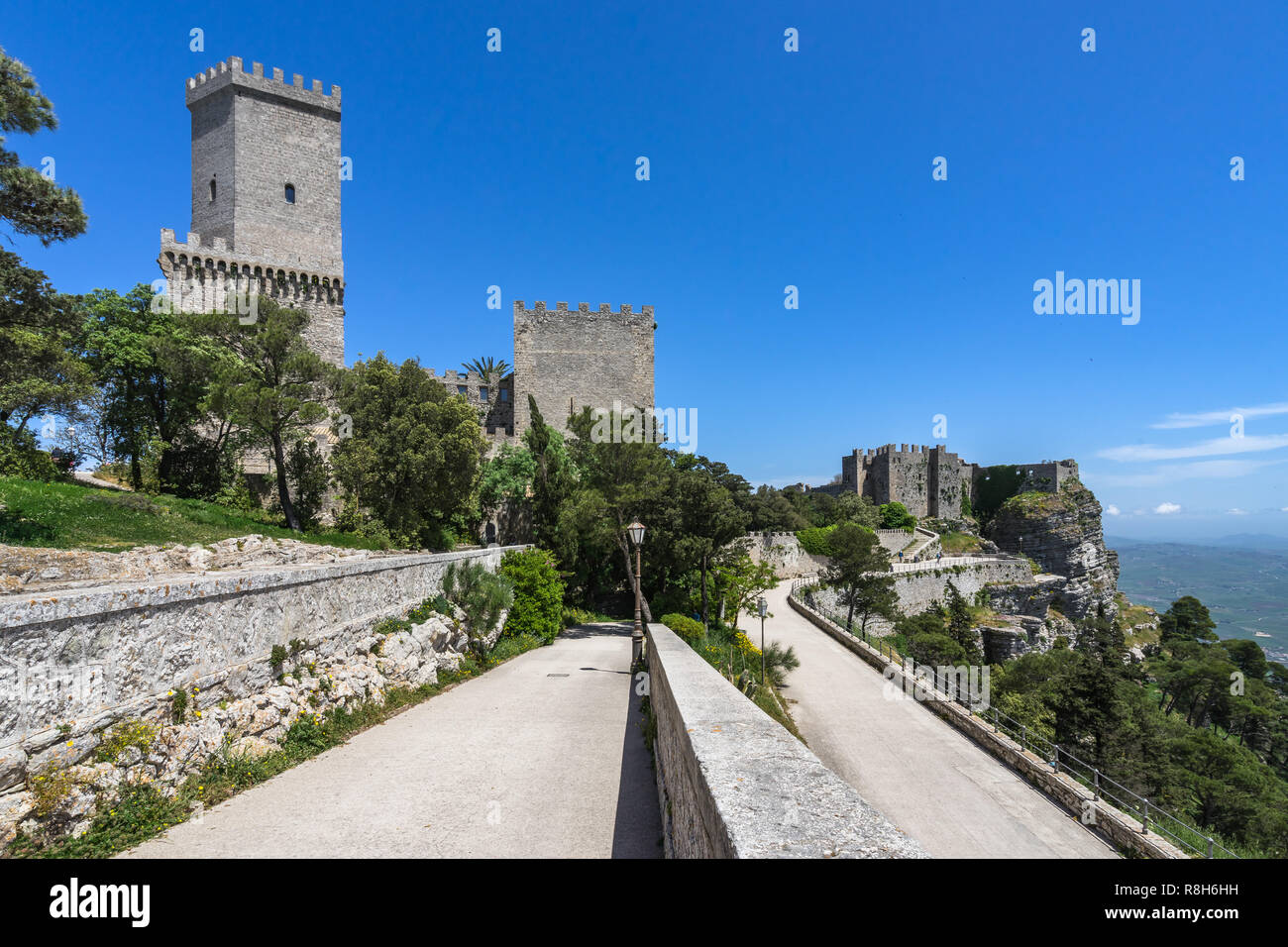 Il medievale Castello di Venere è il più famoso edificio in Erice, costruita nel XII secolo durante il periodo normanno, Sicilia, Italia Foto Stock