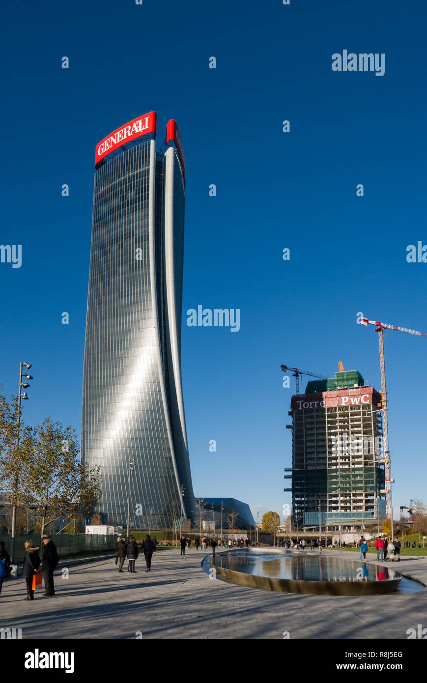 Milano, 09 Dicembre 2018 - "la vita della città' complesso in 3 Torri Milano posto, edifici moderni e condomini. Foto Stock