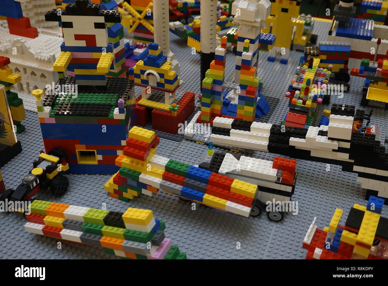 Lego giocattolo di plastica mattoni Foto Stock