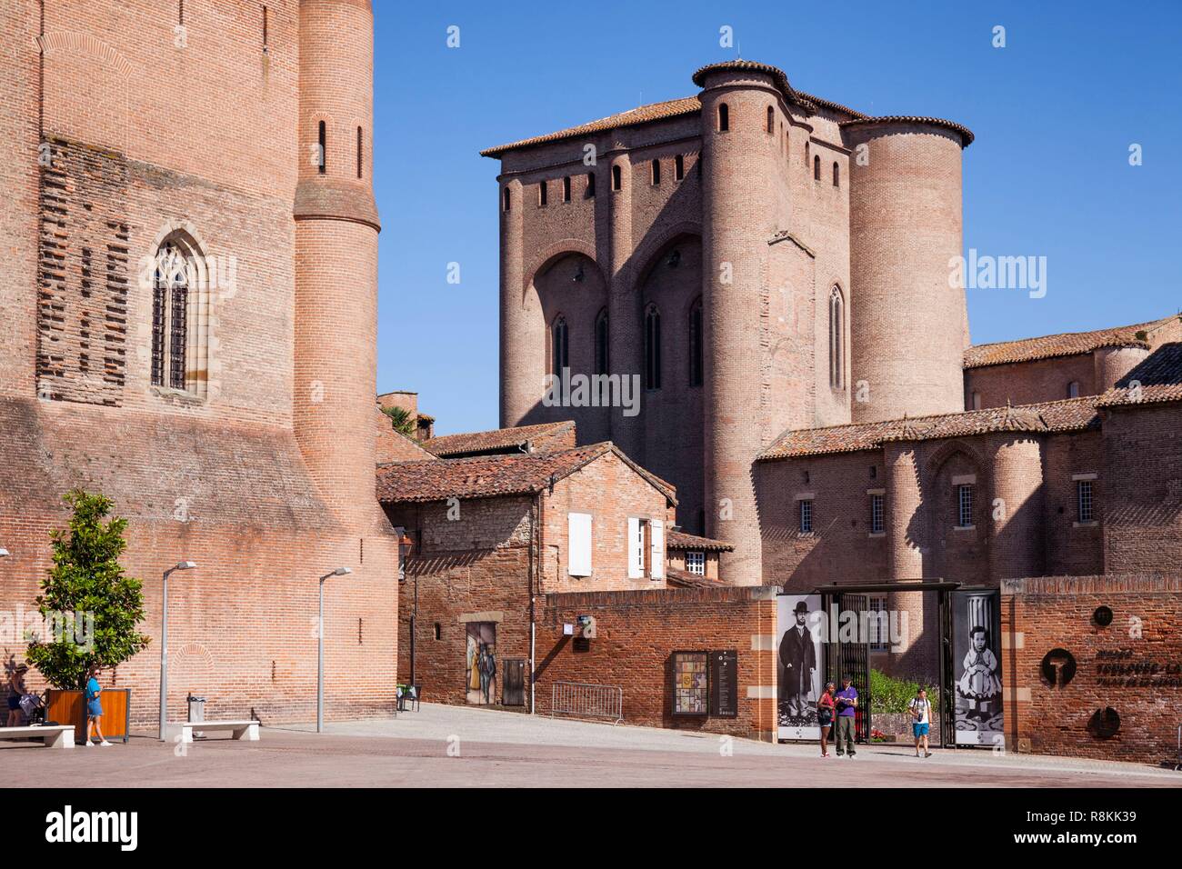 Francia, Tarn, Albi, la città episcopale, classificato come patrimonio mondiale dall UNESCO, il Palais de la Berbie che contiene il al museo di Toulouse Lautrec Foto Stock