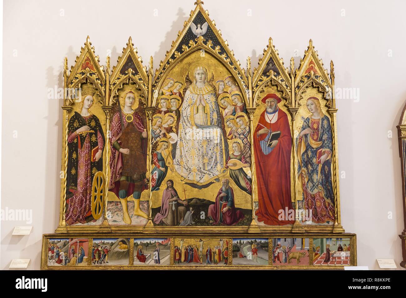 L'Italia, Toscana, Siena, elencato come patrimonio mondiale dall'UNESCO, la Pinacoteca Nazionale, il polittico della assunzione di Sano di Pietro Foto Stock