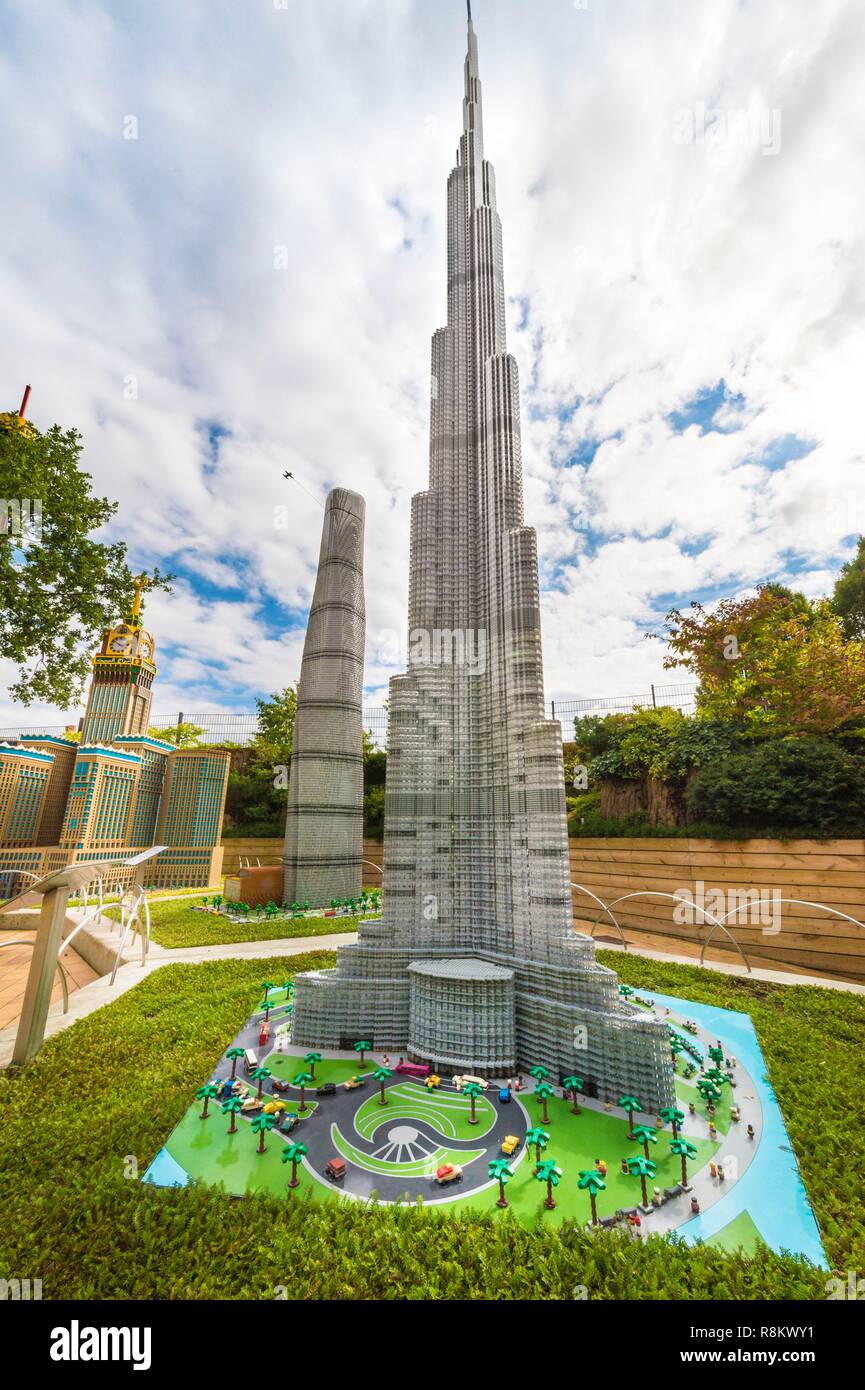 Danimarca, nello Jutland, Billund, LEGOLAND® Billund è il primo parco Legoland fondata nel 1968, vicino alla sede della LEGO® azienda , qui il Burj Khalifa, la più alta torre in tutto il mondo (828m) a 1:150 costituito da mattoni 41958 e 815 ore di lavoro Foto Stock