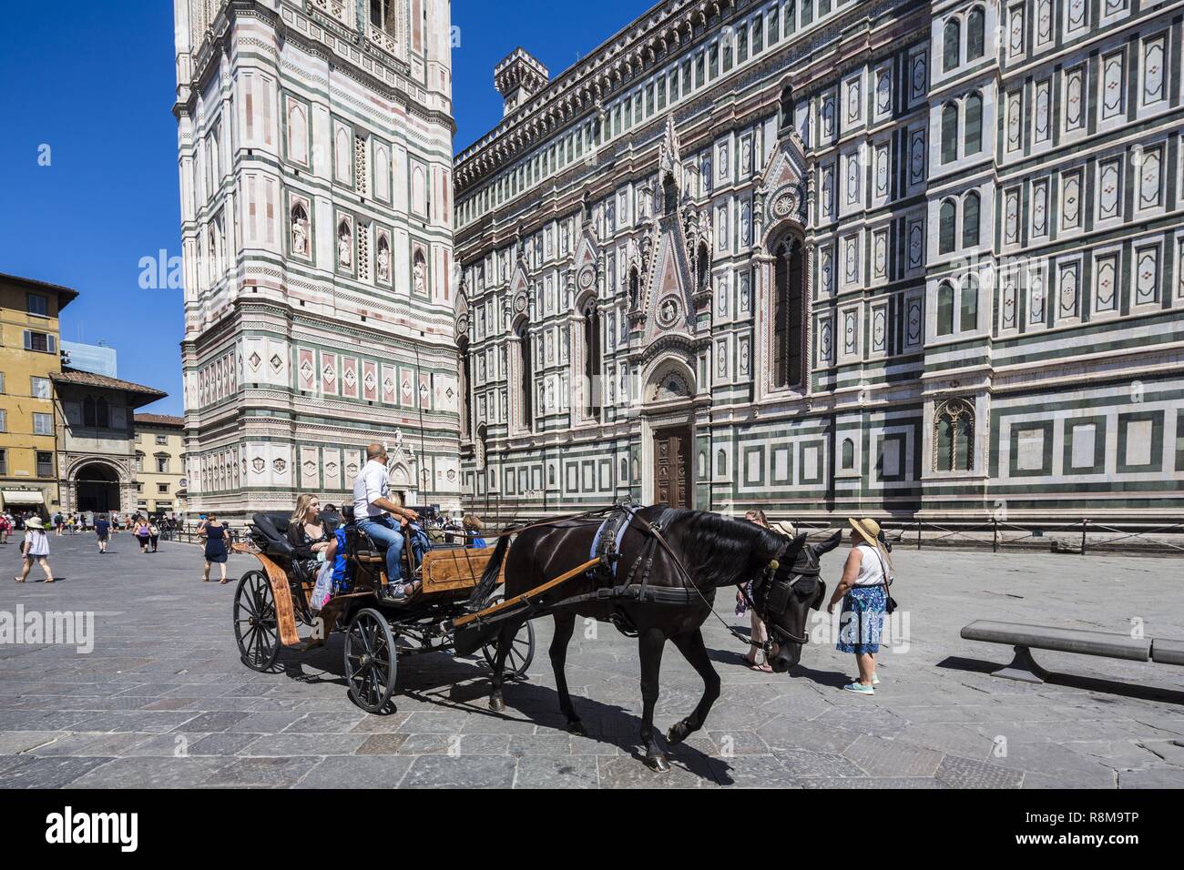 L'Italia, Toscana, Firenze, centro storico sono classificati come patrimonio mondiale dall'UNESCO, la cupola del Brunelleschi e il Campanile di Giotto Foto Stock
