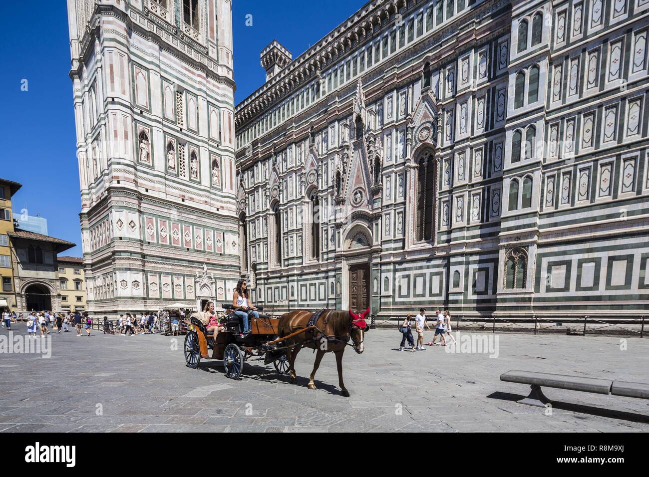 L'Italia, Toscana, Firenze, centro storico sono classificati come patrimonio mondiale dall'UNESCO, la cupola del Brunelleschi e il Campanile di Giotto Foto Stock