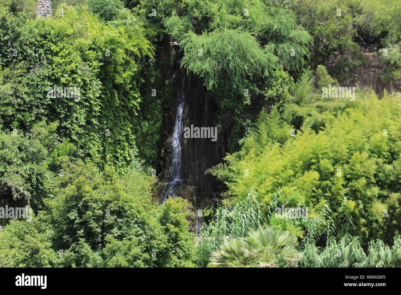 Piccolo cade Foto Stock