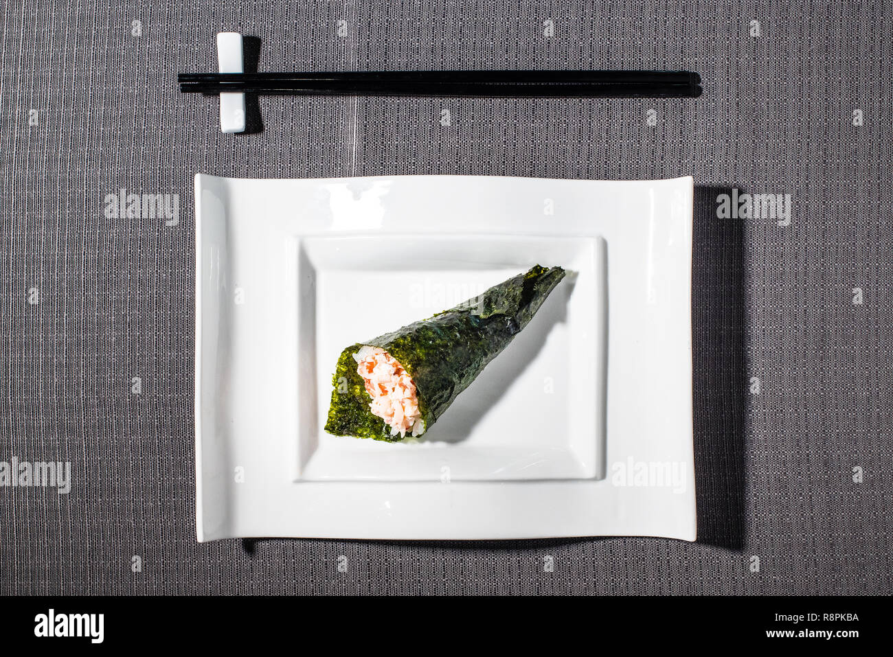 Lobster Temaki, variante del tipico sushi Giapponese, cucina fusion Foto Stock