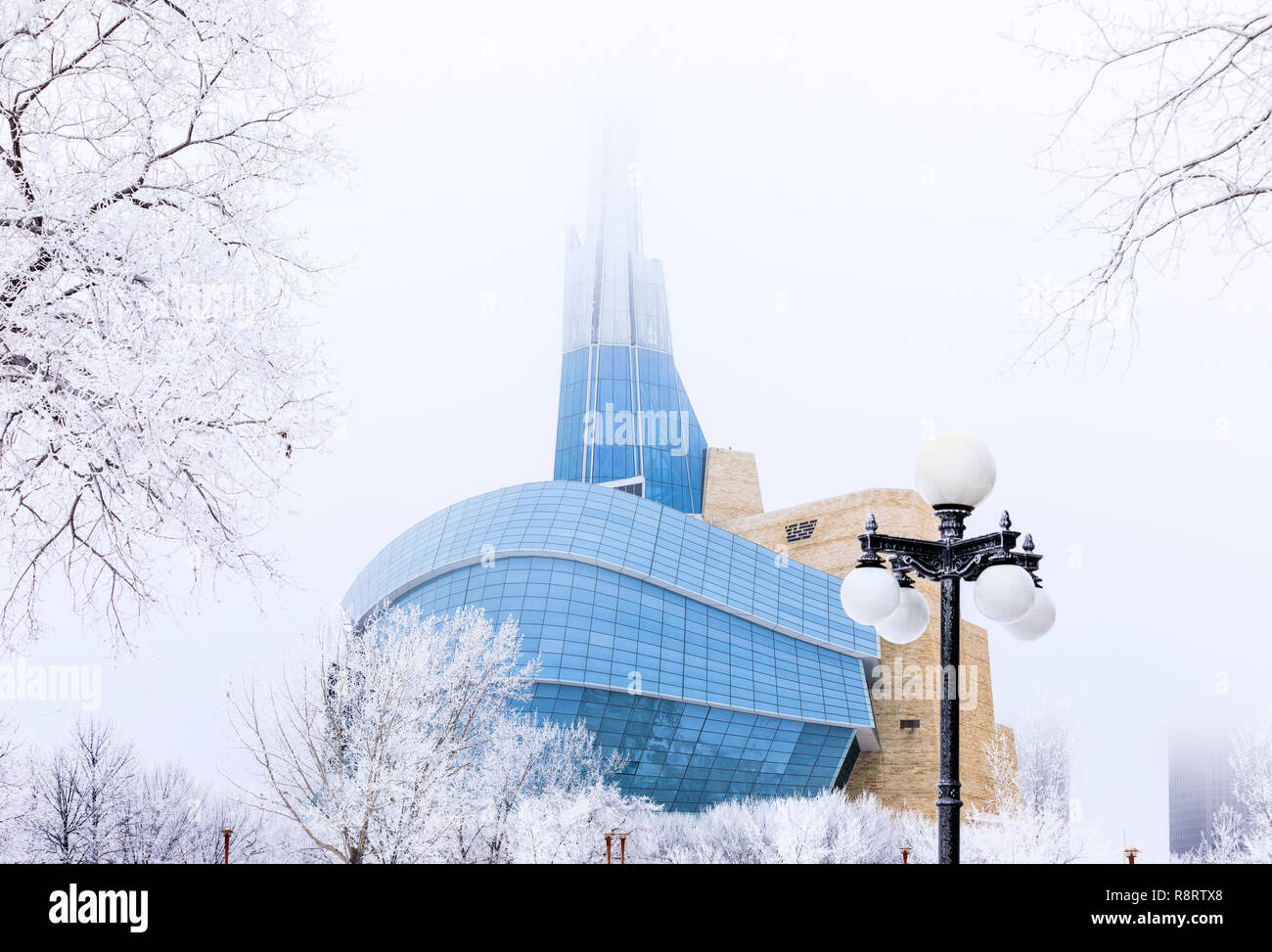 Museo canadese per i Diritti Umani su un gelido inverno giorno, Winnipeg, Manitoba, Canada. Foto Stock