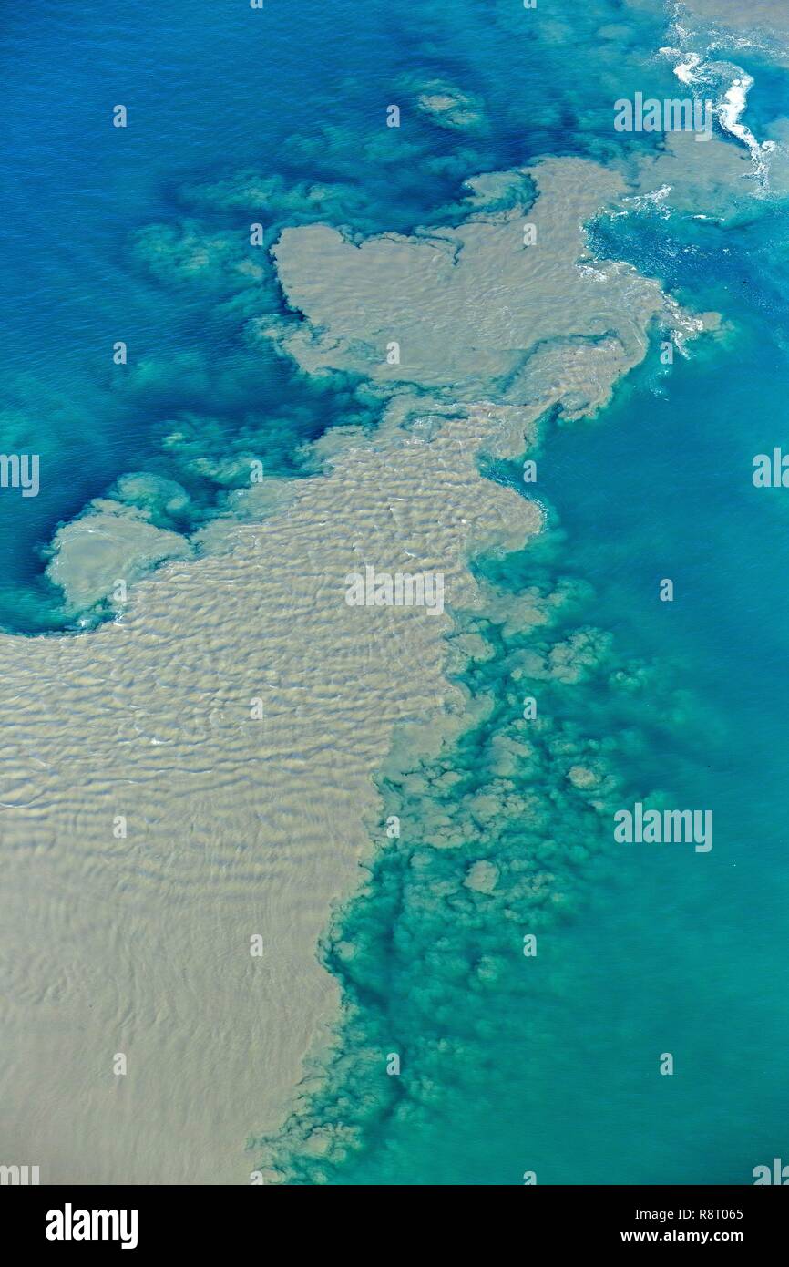 La Svizzera nel canton Vallese, distretto di Monthey, sul Lago di Ginevra, la bocca del Rodano (vista aerea) Foto Stock