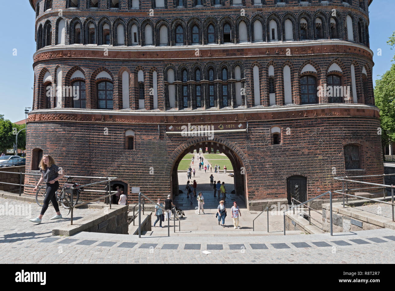 Holsten gate (Holstentor), una porta della città nel centro storico di Lubecca Foto Stock