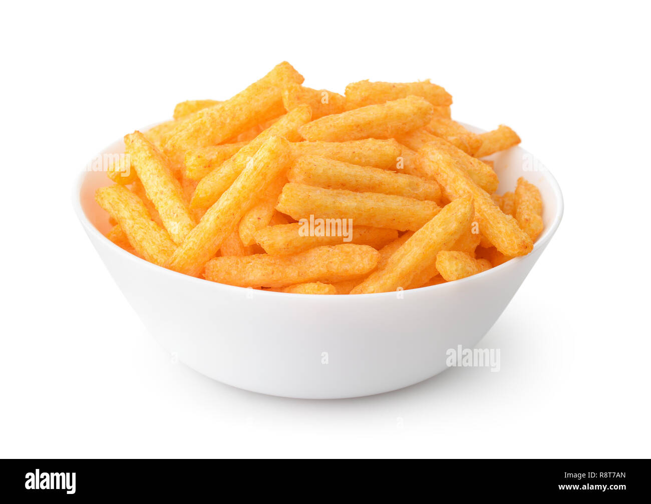 Ciotola di formaggio bastoni puff isolato su bianco Foto Stock