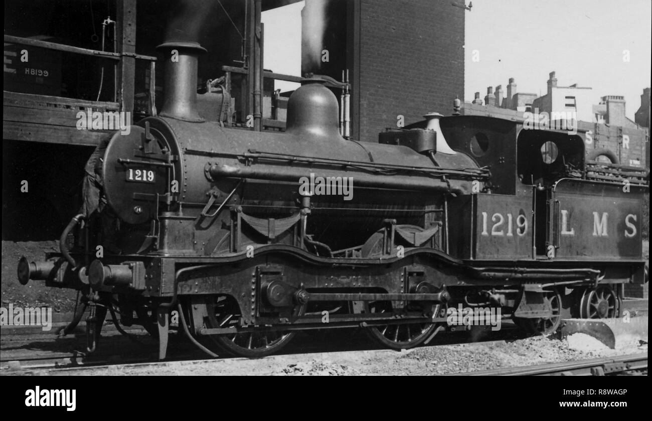 Kirtley ferrovia Midland 0-4-4WT come LMS 1219 Foto Stock