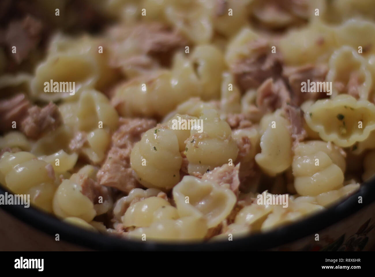 Pasta con tonno in scatola Foto Stock