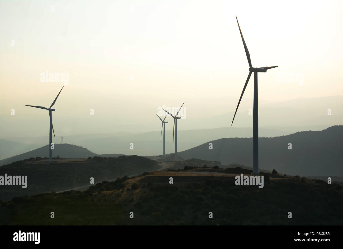 Le turbine eoliche - Energie rinnovabili Foto Stock