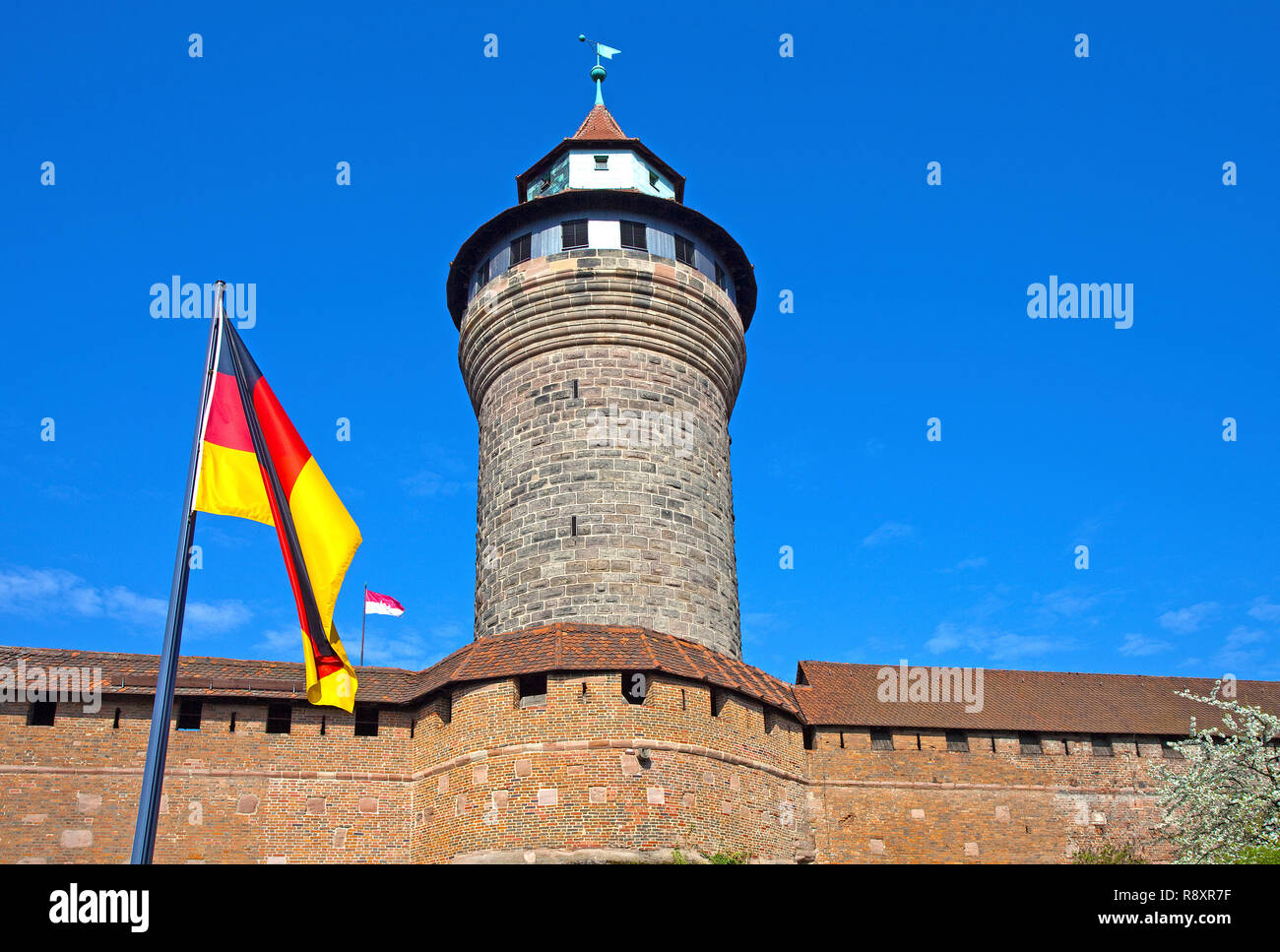 Sinwell torre, il Castello Imperiale, la città vecchia di Norimberga, Franconia, Baviera, Germania, Europa Foto Stock