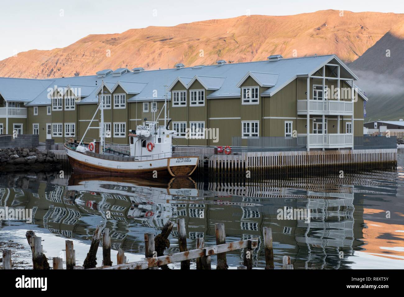 L'Islanda, la Regione Nord Est, Nordurland eystra Regione, Siglufjörður Affitto, Siglo Hotel, Porto Foto Stock