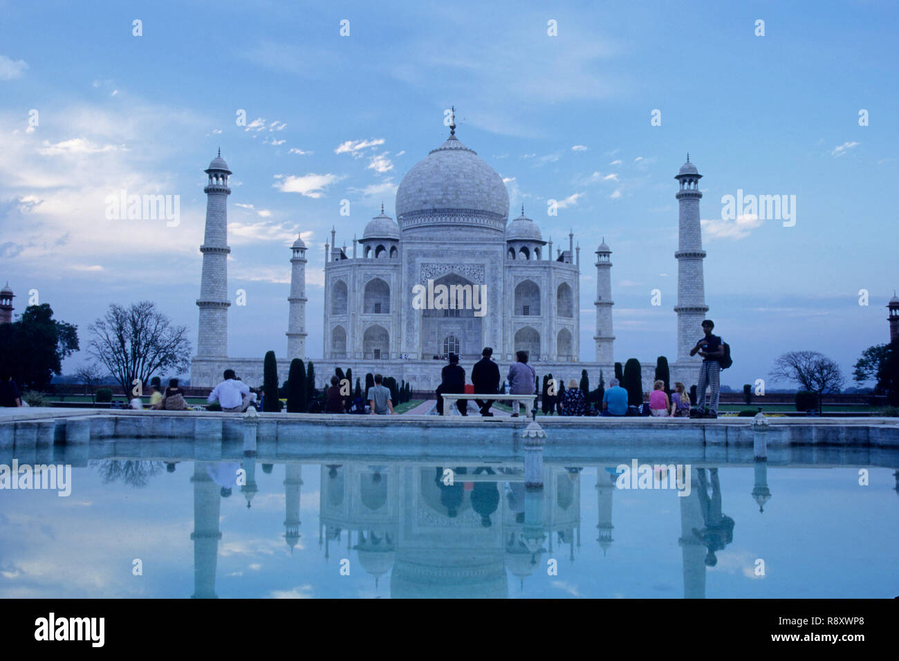 Taj Mahal e di riflessione, di Agra, Uttar Pradesh, India Foto Stock